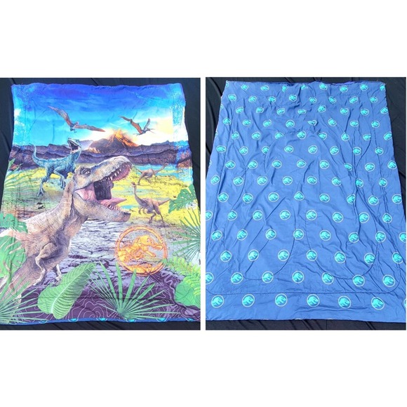Jurassic World Twin Reversible Comforter Blanket - Picture 1 of 5